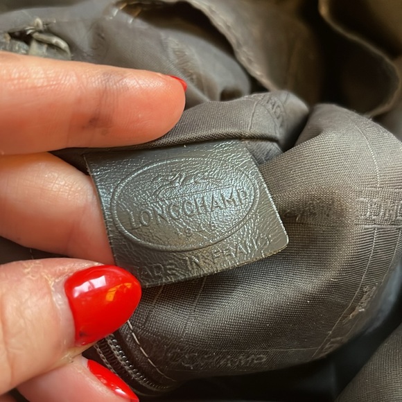 Grey all leather Longchamp shoulder bag with silver hardware - Picture 11 of 12